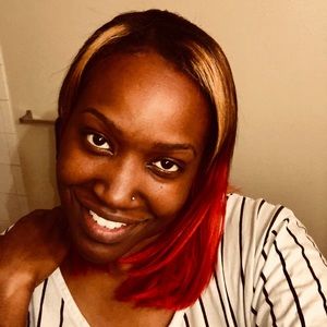 Meet your Posher, Latoya